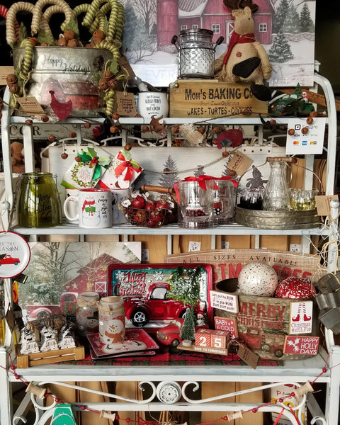Christmas 2019 has arrived at Vintage Rustic Decor
