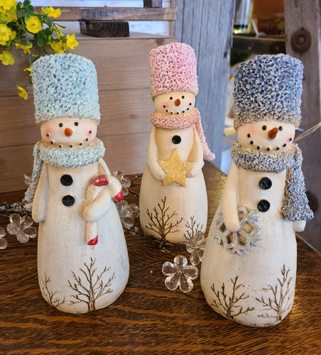 Snowladies with Fez Hats