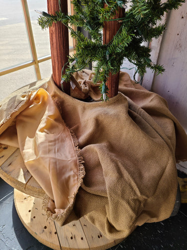Festive Natural Burlap Tree Skirt