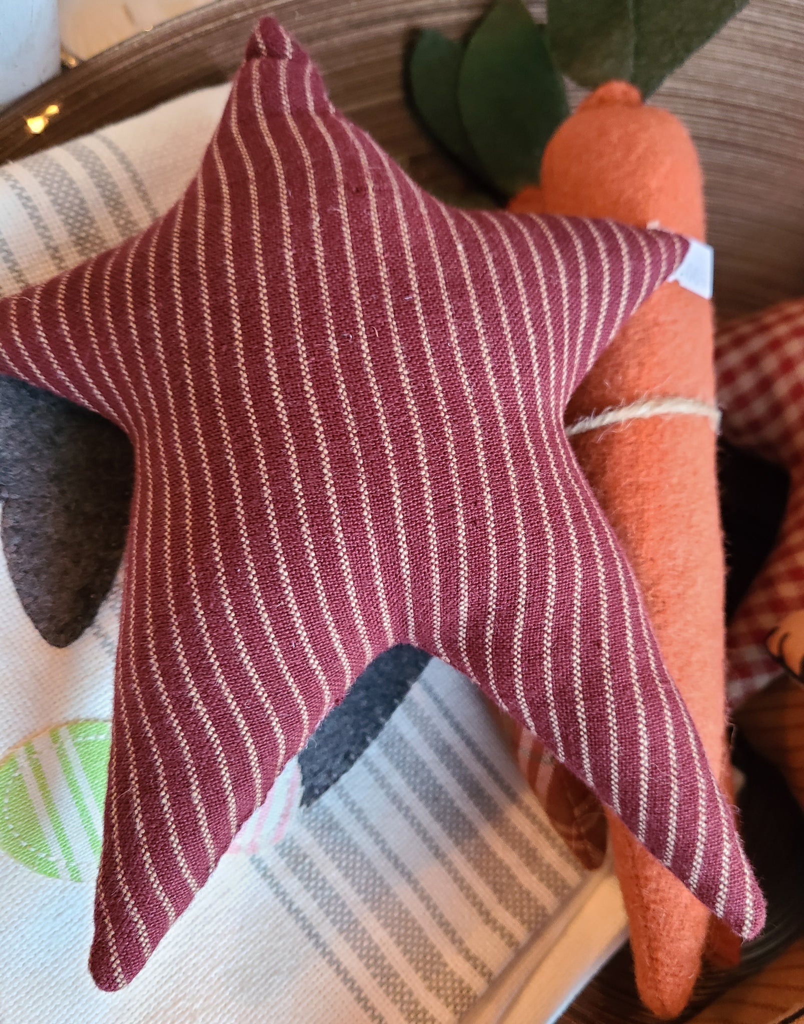 Primitive Fabric Stars – Vintage Rustic Decor